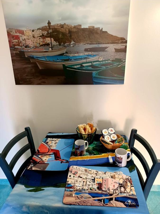 Casetta Giulia Procida Esterno foto